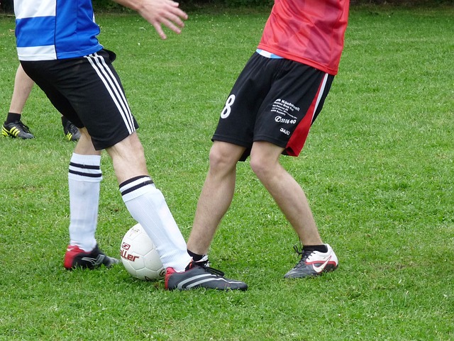 发了广泛讨 发了广泛讨